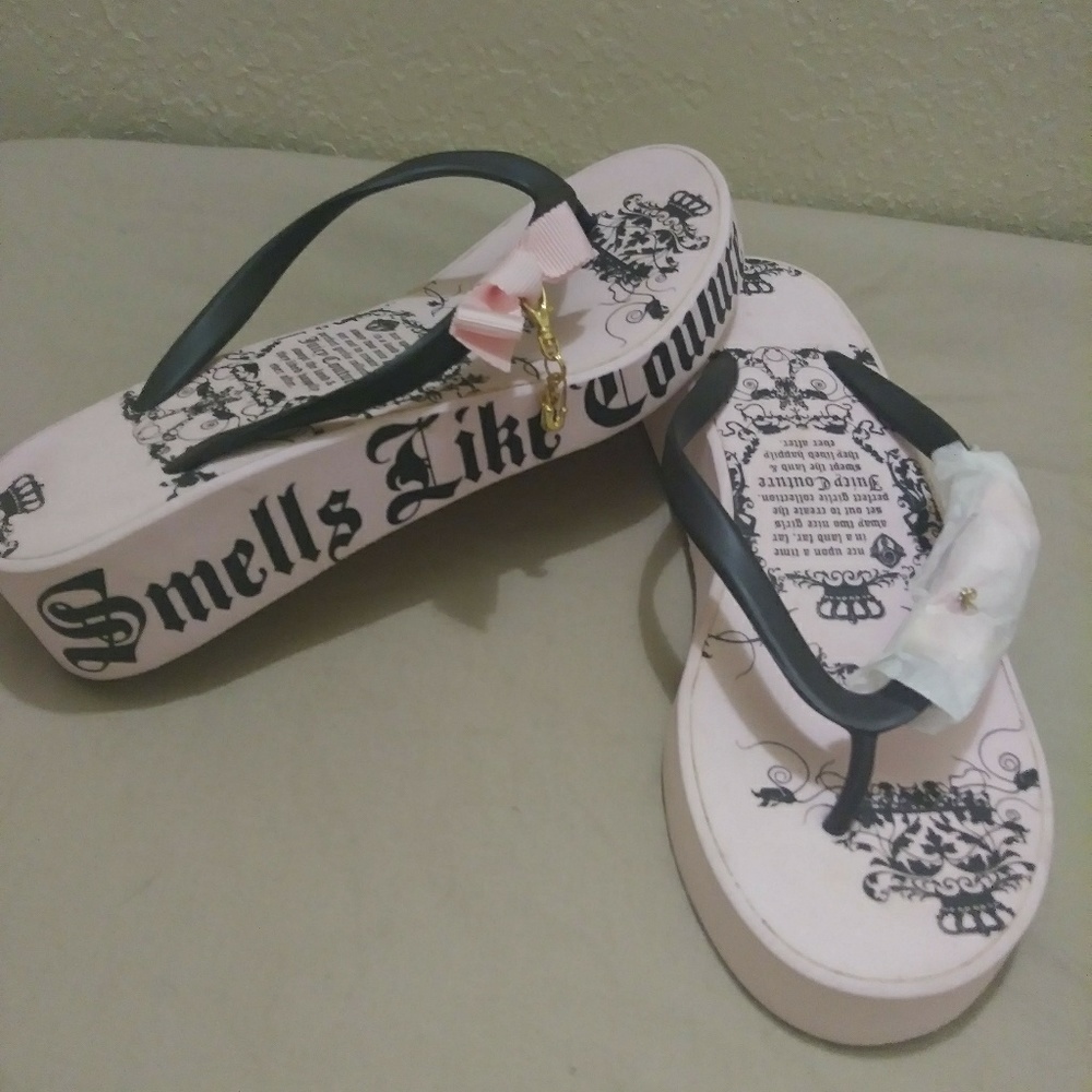 NWOT Juicy Couture pink flip flops SZ 7
